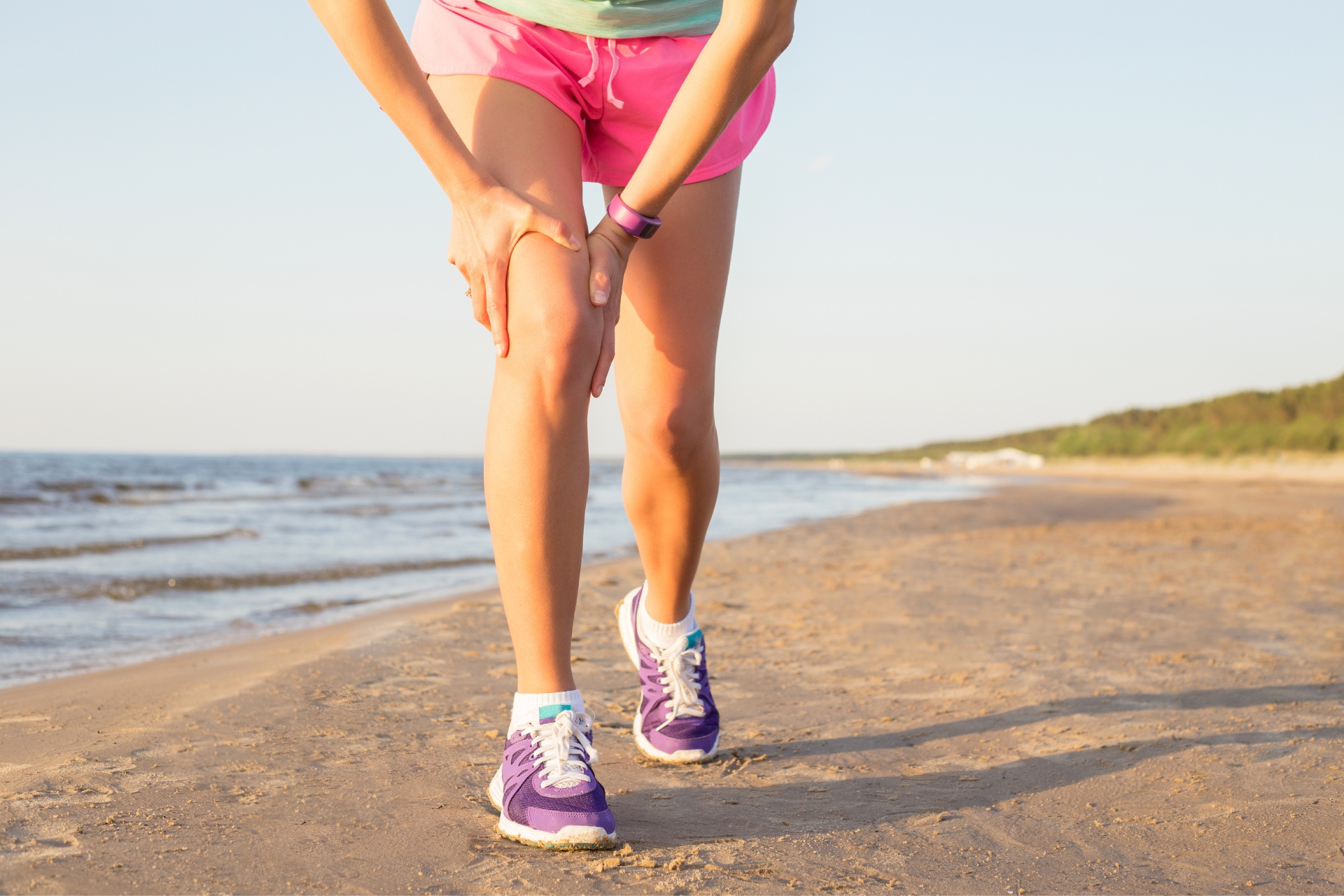 woman with an injured thigh